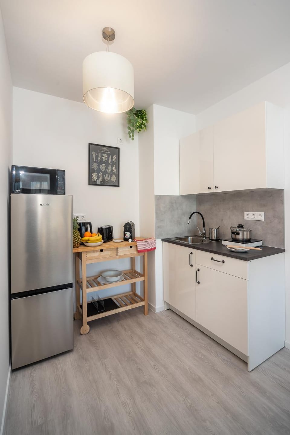 Sunlit Heaven 2-BDR Apartments Apartment in Budapest