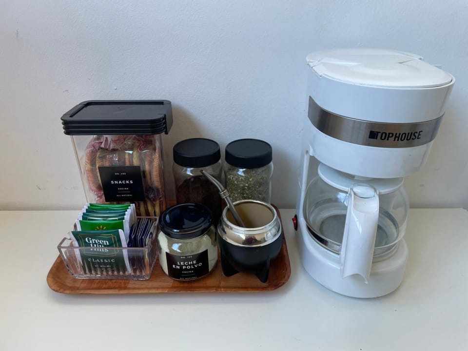 Coffee/tea facilities
