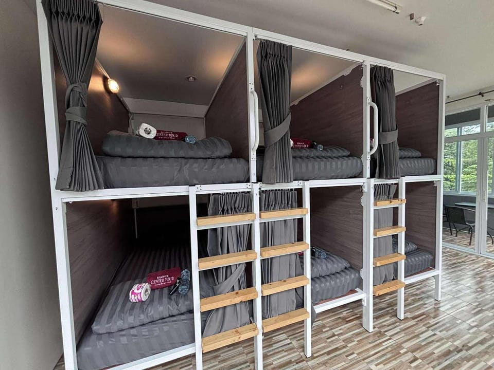 Bed, bunk bed