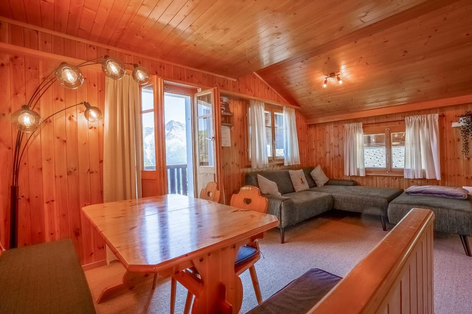 Bärgdohla Attika Apartment in Canton of Valais