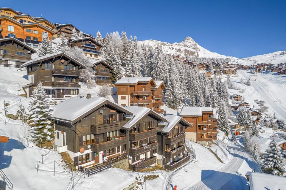 Gunneheim Attika Apartment in Canton of Valais