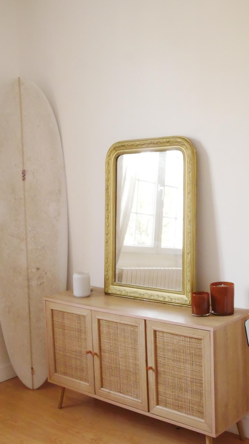 Living room, wardrobe