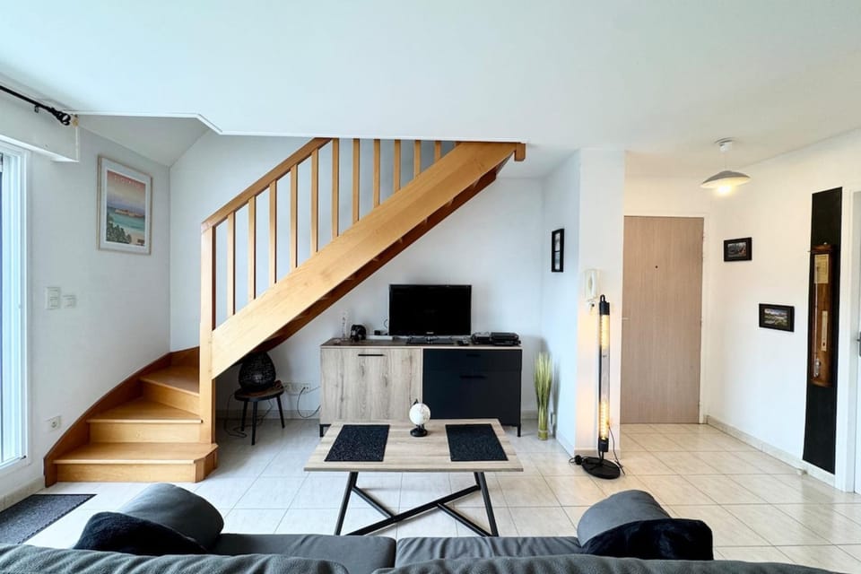 Joli duplex plein bourg - 4km des plages Apartment in Guidel