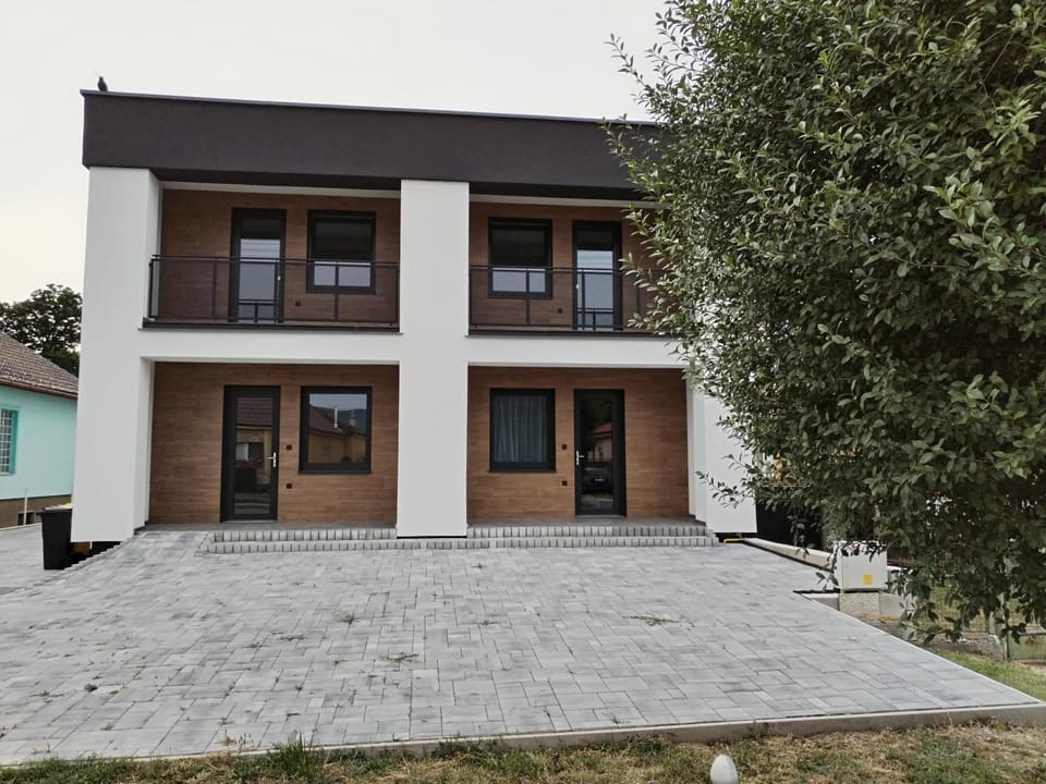 Štúdiový apartmán pri parku Apartment in Slovakia