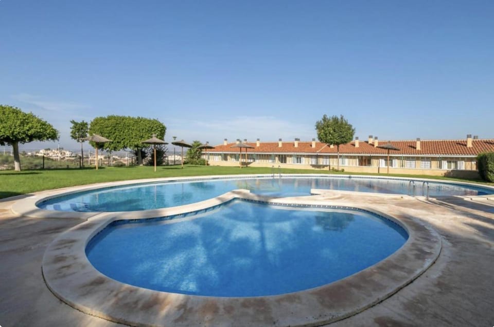 Stay in Novamar III Apartment in Alacantí