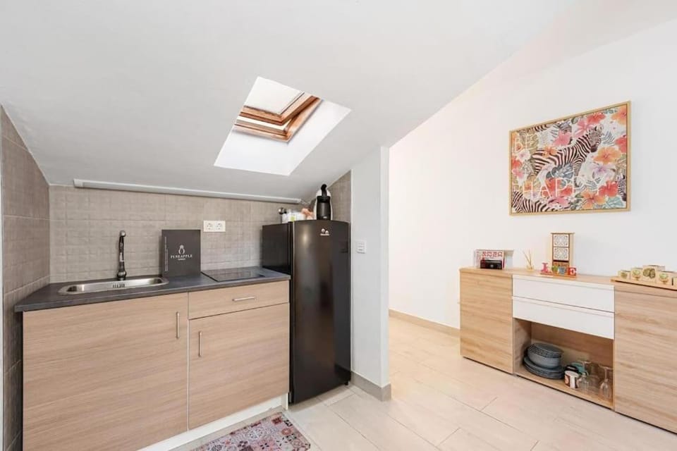 Kitchen or kitchenette, stove