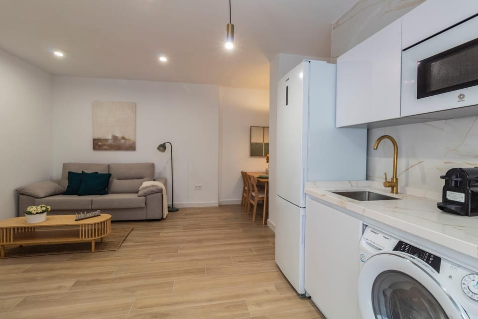 Nuevo y Acogedor Piso junto a Santa Justa y Aeropuerto 3 Apartment in Seville