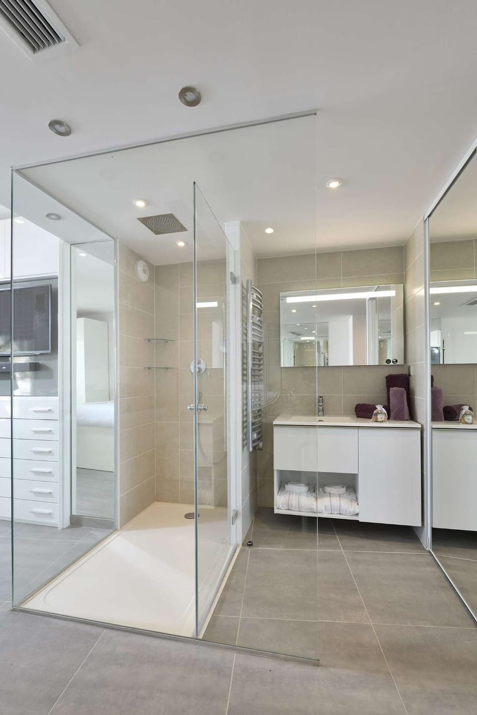 NAUTILIA 103 By AGN - Luxe avec Jacuzzi 2 personnes "réservé aux couples" Apartment in Agde