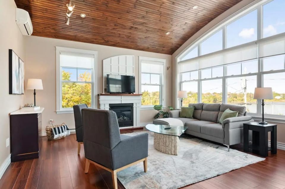 Long Stay Available- Stunning 2 Bed plus office with Lake View Apartment in Moncton