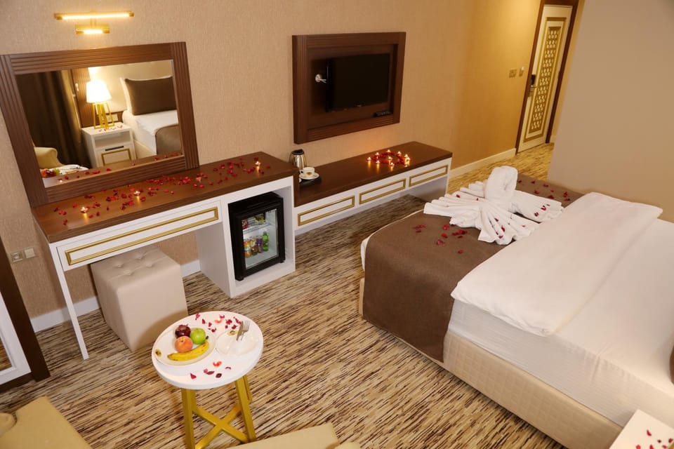 Bed, TV and multimedia