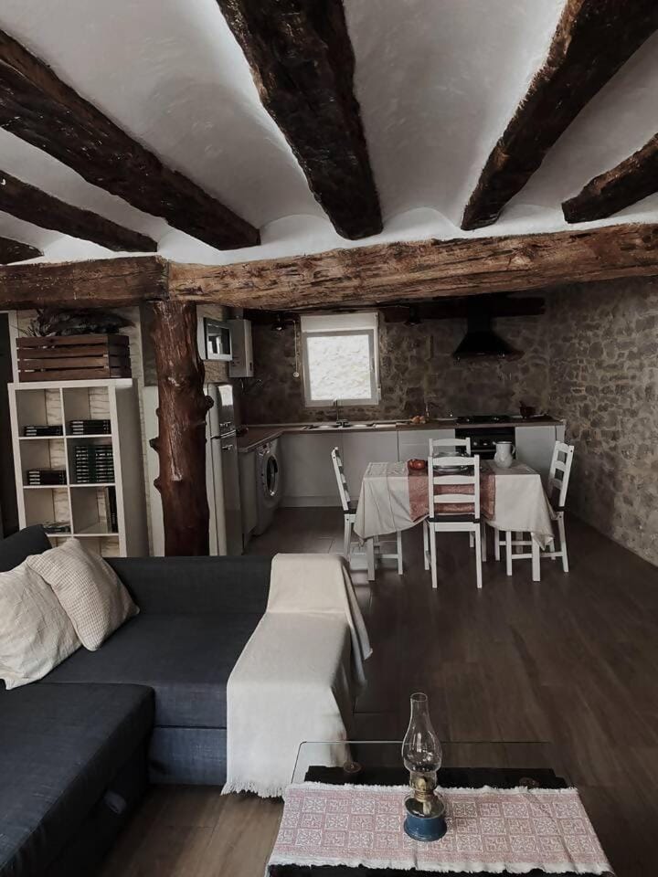 Casa Rural Acogedora en Veguillas de la Sierra Country House in Aragon