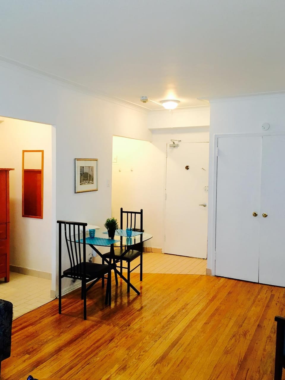 Stylish Montreal Apartment Comfortable Stay in the Golden Square Mile Apartment in Montreal