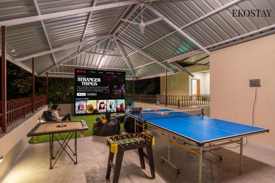 Game Room, Table tennis, Dining area