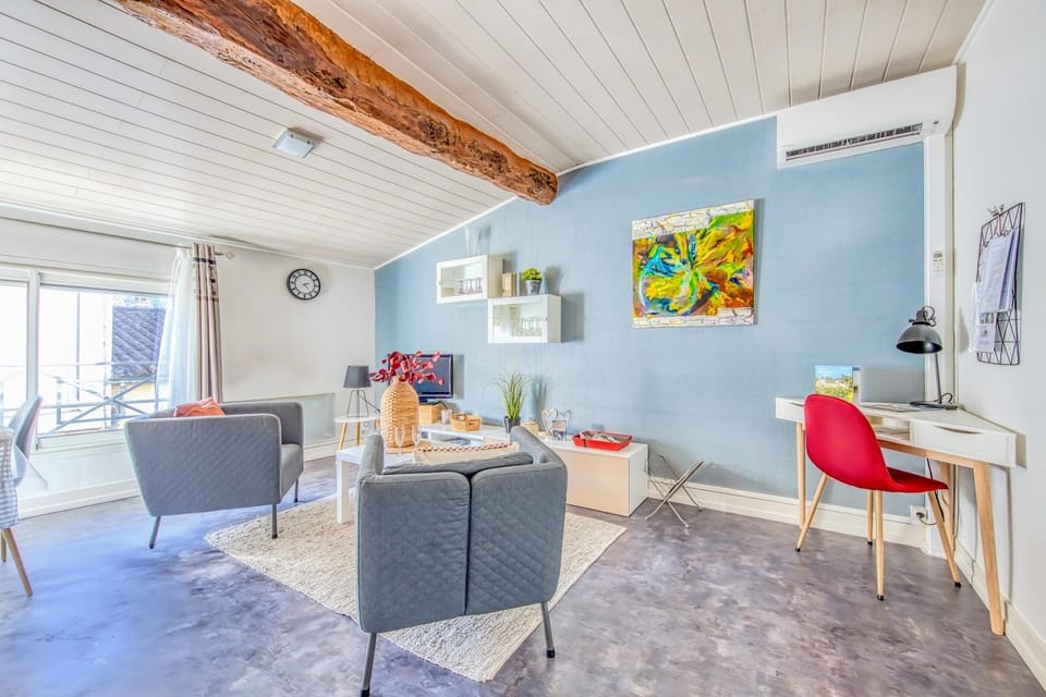 Property building, Living room