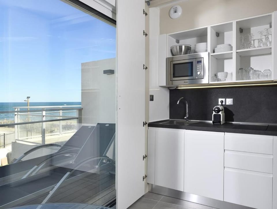 NAUTILIA 203 By AGN - Luxe - 2 personnes "réservé aux couples" Apartment in Agde