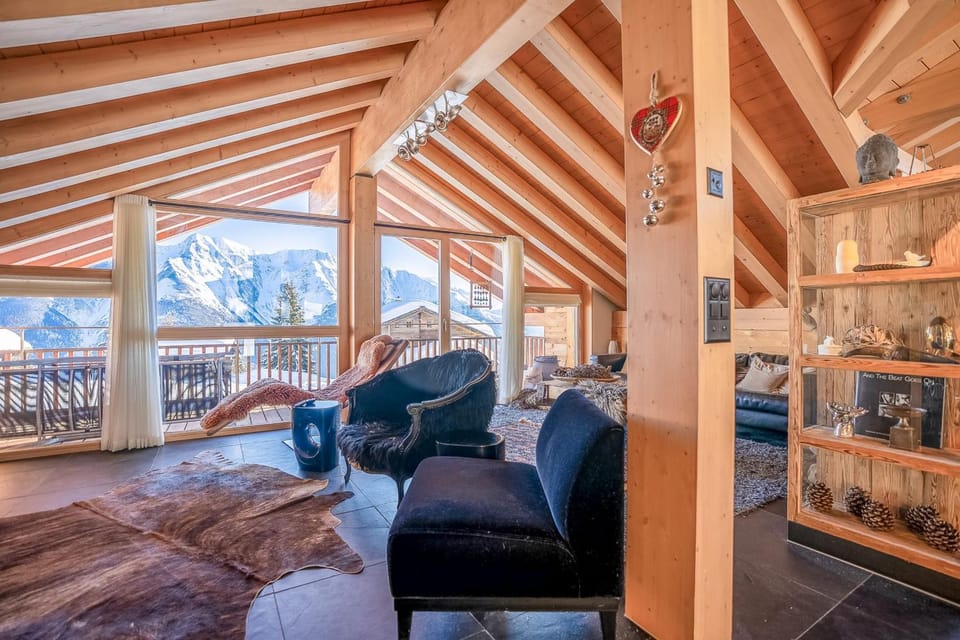 Caspar Penthouse Apartment in Canton of Valais
