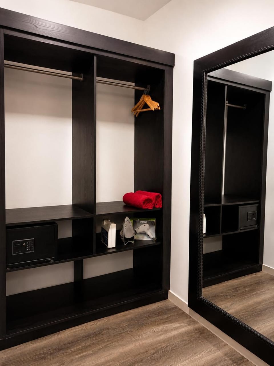 towels, wardrobe