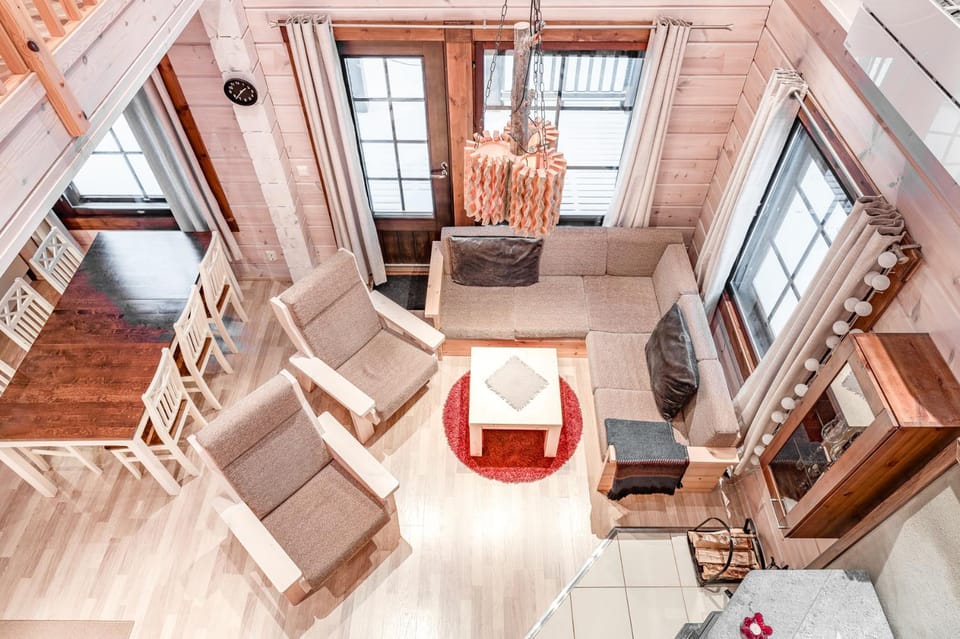 Living room, Photo of the whole room
