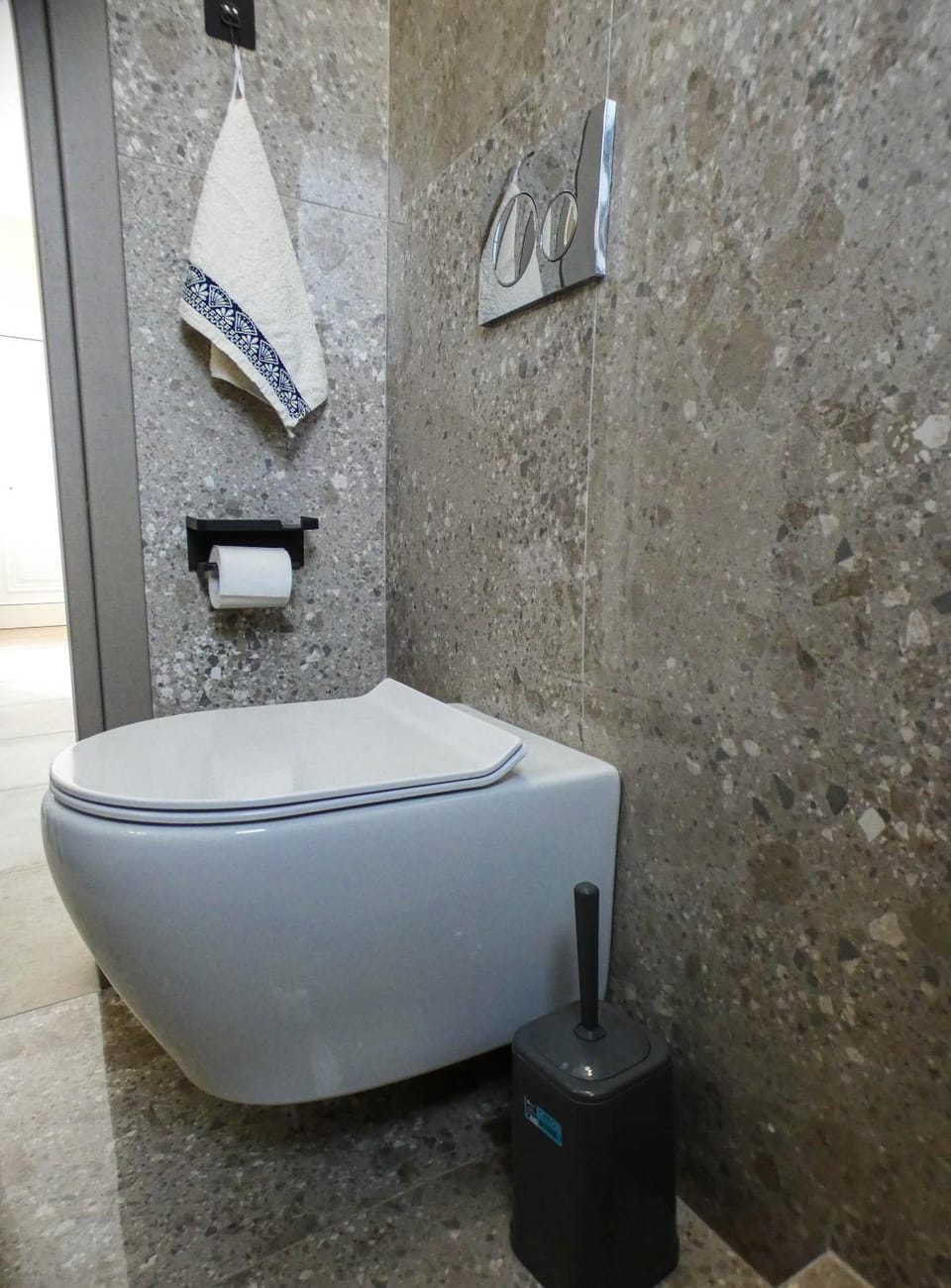 Bathroom, Bath