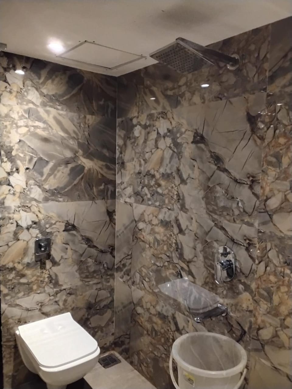 New Wind Flower Residency Hotel in Mumbai