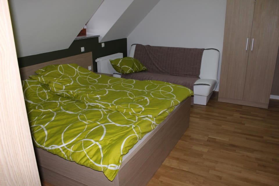 Hiša nasprot Sonca Bed and Breakfast in Primorje-Gorski Kotar County