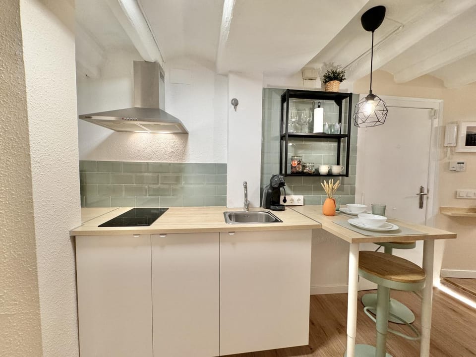 Kitchen or kitchenette