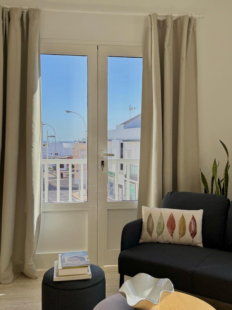 View (from property/room), View (from property/room), Living room, Seating area