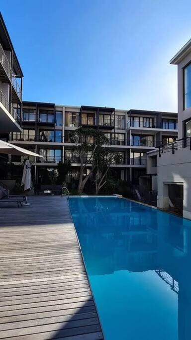 Sky Loft - Modern Oasis in the heart of the city Apartment in Cape Town