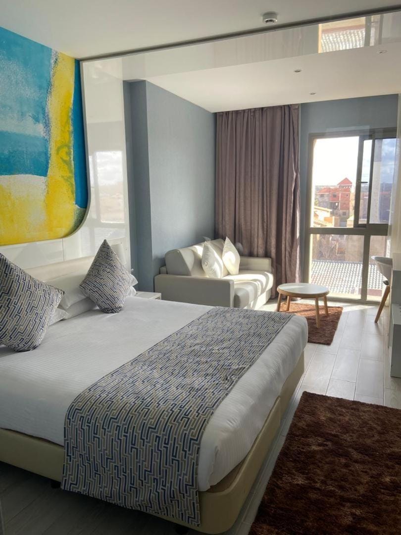 Seating area, Bedroom