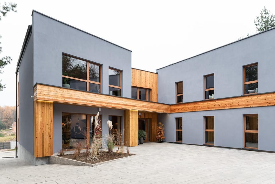 Property building, Facade/entrance