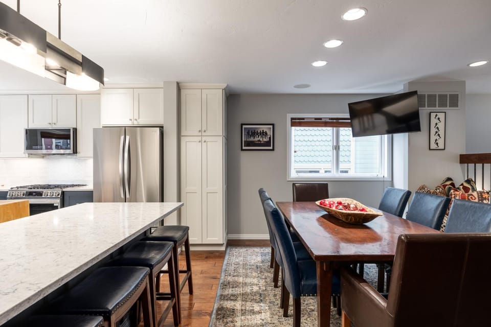Park City Family Home - Steps to Main Street, Walk to Town Ski Lifts House in Park City