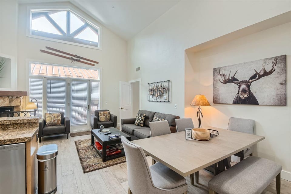 Walk to Main Street - Walk to Town Ski Lift Access, Hot Tub, Perfect Location! House in Park City
