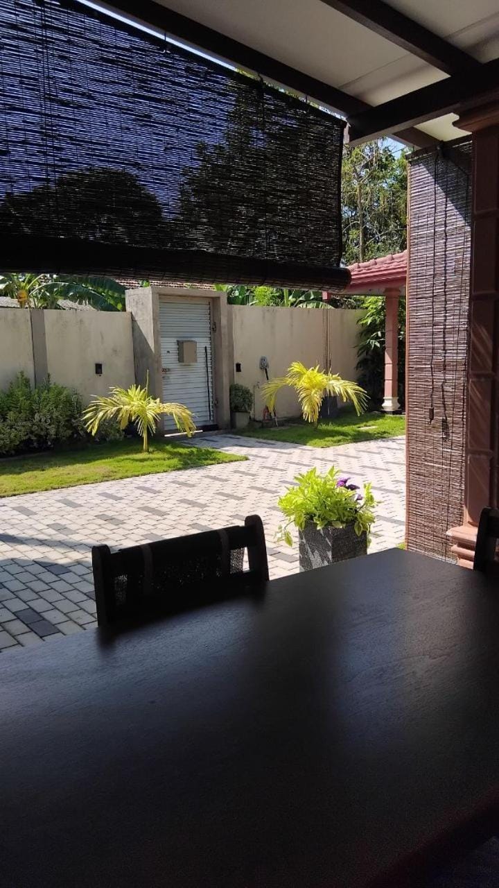 Happy House Villa Vacation rental in Wadduwa