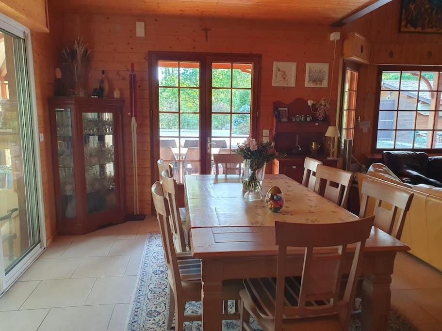 Villa 10 pers avec piscine privée et accès tennis Villa in Lacanau