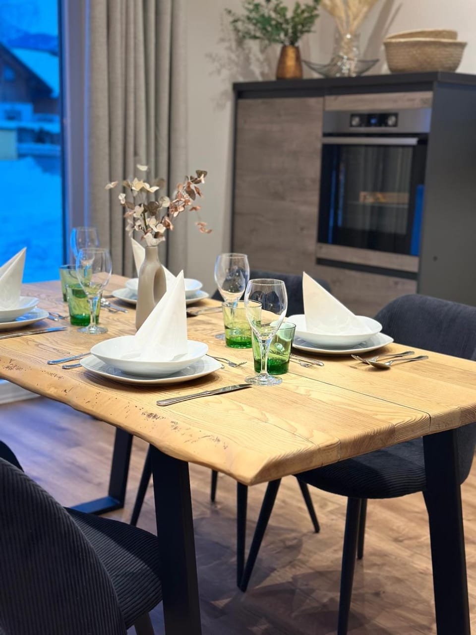 Kitchen or kitchenette, Dining area, Food, stove