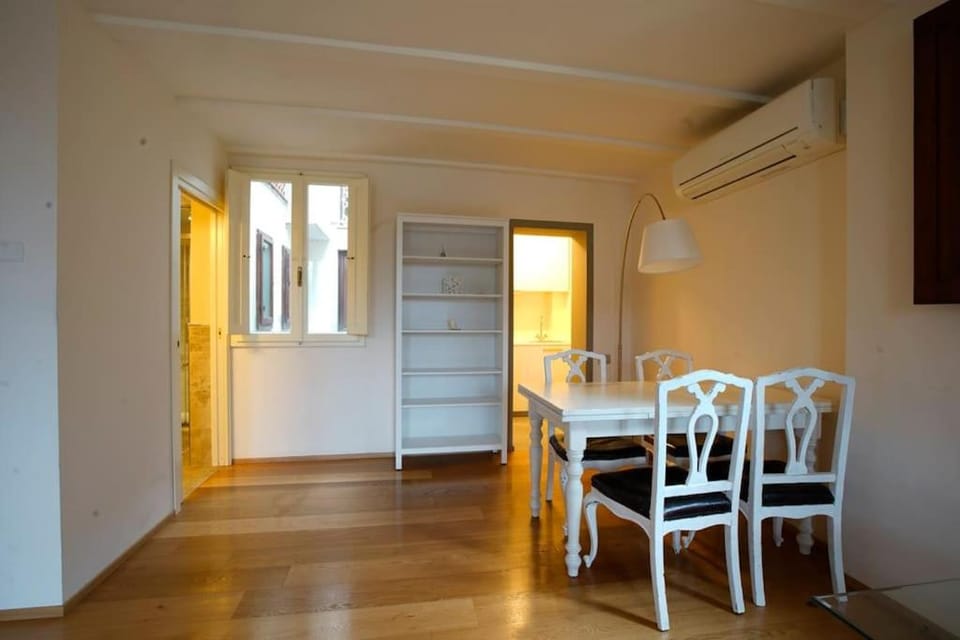 Ampio bilocale centralissimo, Firenze Apartment in Florence