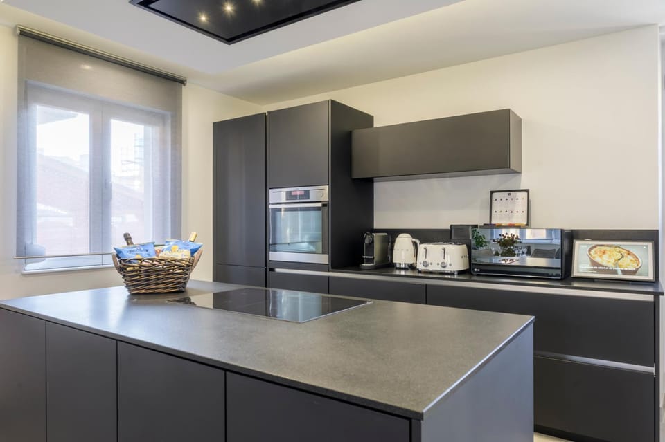 Kitchen or kitchenette, stove, kitchen