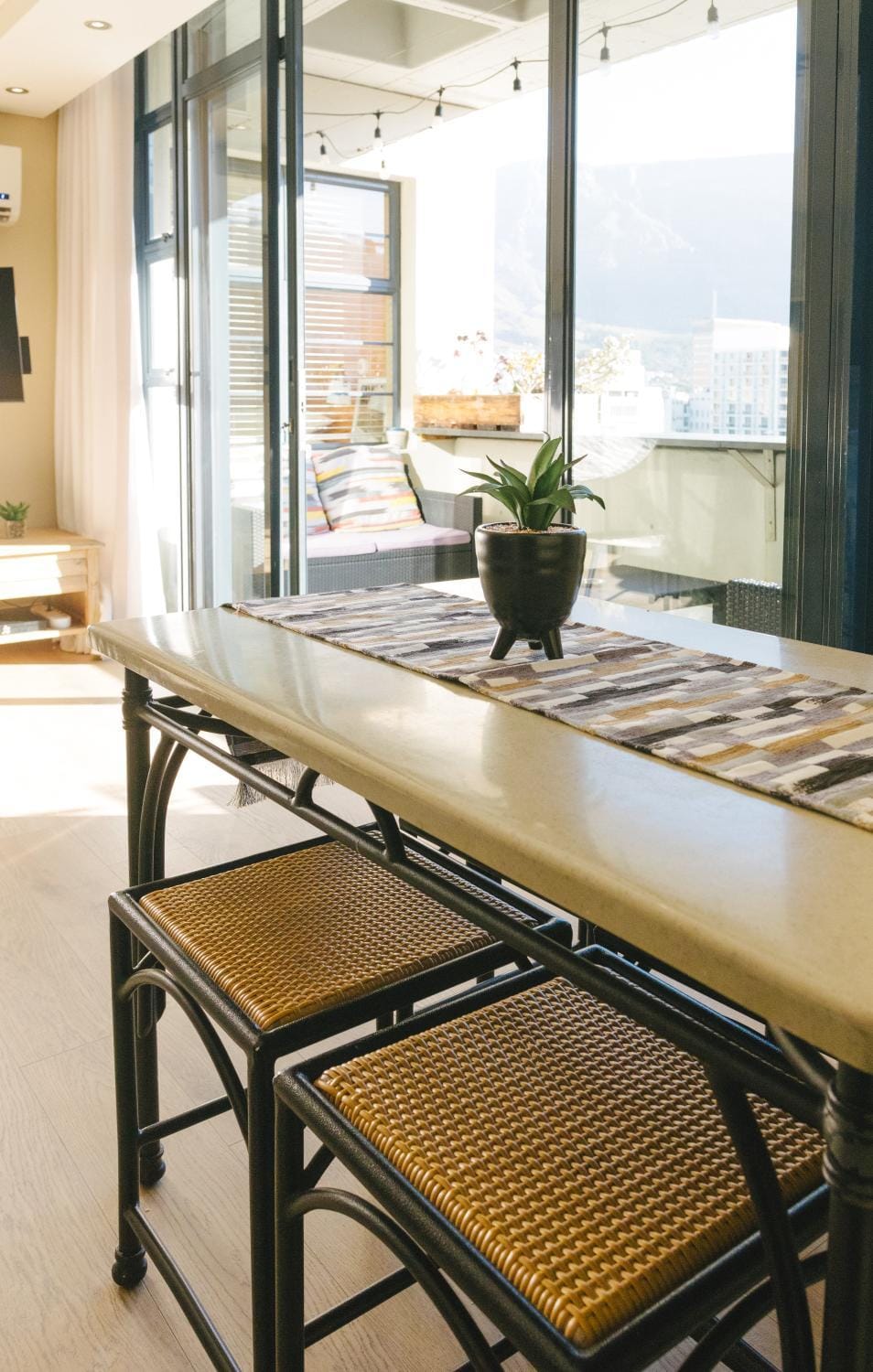 Central Cape Town Apt with Views Apartment in Cape Town