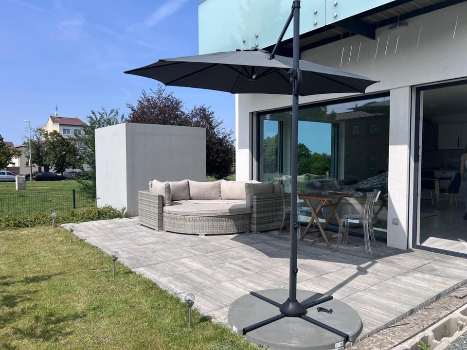 Garden, Balcony/Terrace