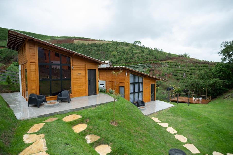Property building, Natural landscape, Garden, Mountain view