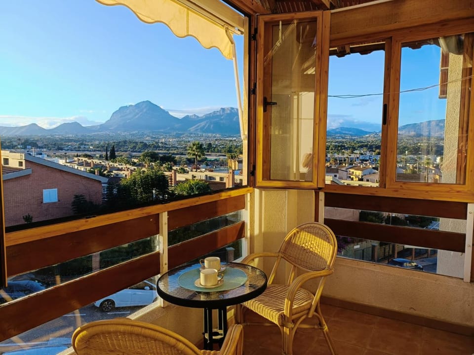 View (from property/room), Balcony/Terrace, Balcony/Terrace, Mountain view