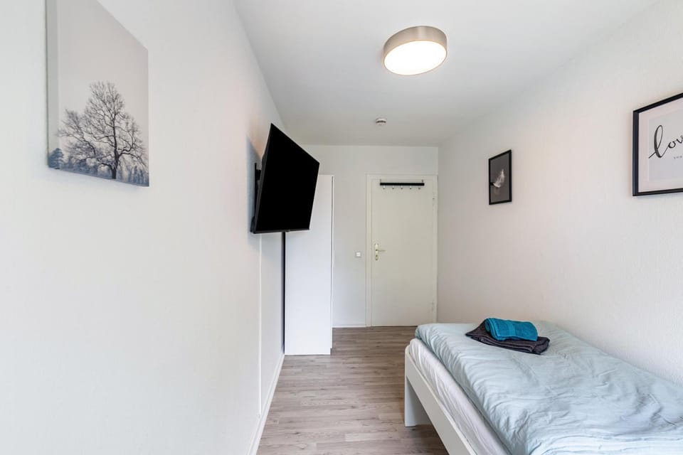 Living room, Bedroom