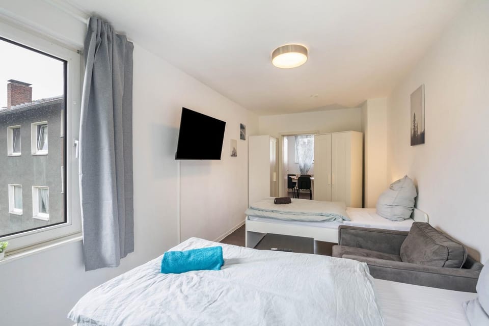 Property building, Living room, Bedroom