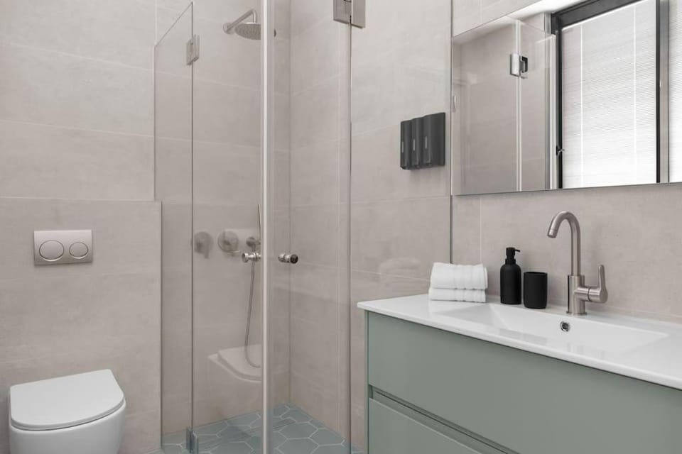 Luxury 2BD Beach Apartment 529 Apartment in Tel Aviv-Yafo