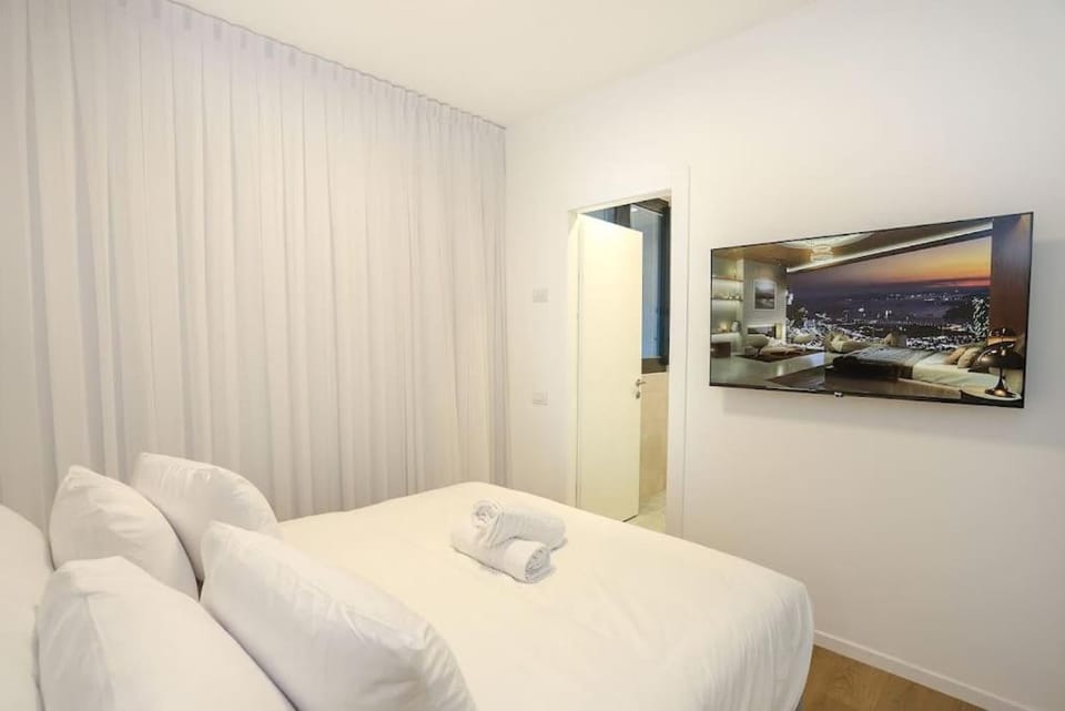Luxury 2BD Beach Apartment 529 Apartment in Tel Aviv-Yafo