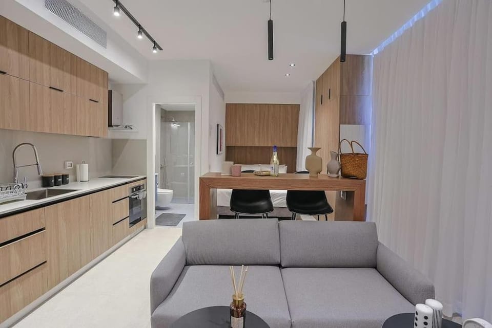 Luxury Studio Beach Flat 107 Apartment in Tel Aviv-Yafo