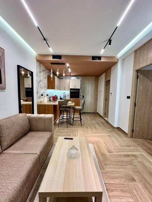 Kitchen or kitchenette, Living room, Seating area