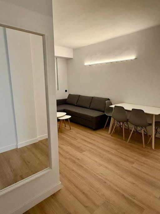 Vivienda renovada y céntrica Apartment in Bilbao