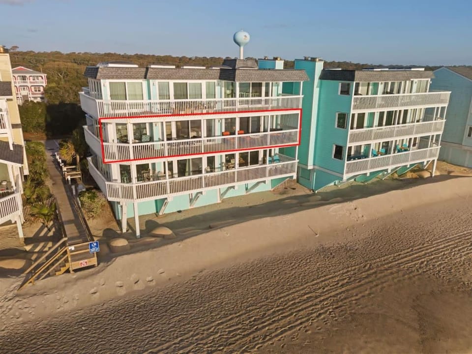 Nestled Inn Ocean Views at Kure Beach House in Kure Beach
