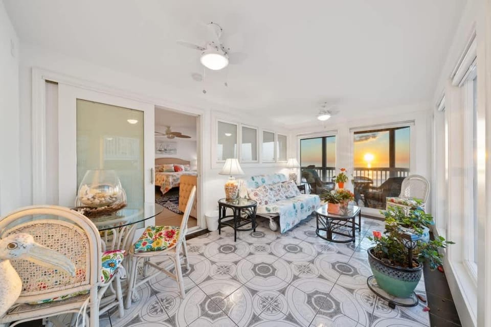 Nestled Inn Ocean Views at Kure Beach House in Kure Beach